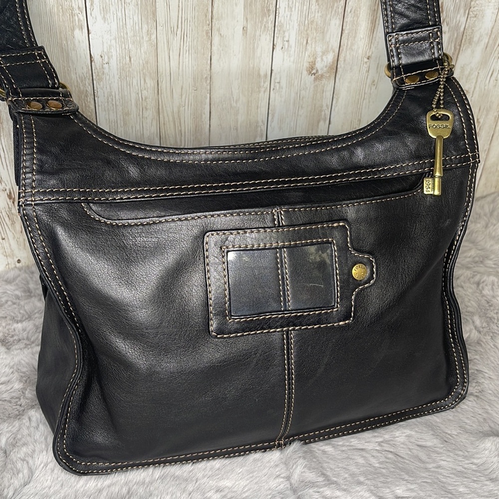 Fossil Black Leather Adjustable Crossbody, NWOT - Picture 1 of 13